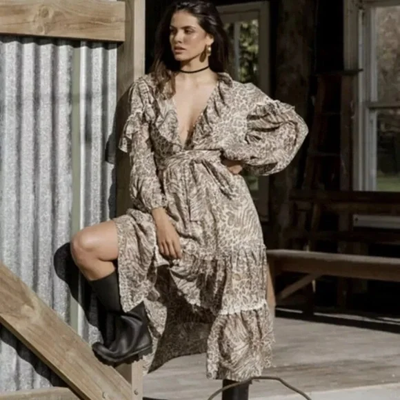 SPELL AND THE GYPSY COLLECTIVE LEOPARD PRINT ADA GOWN NWT SIZE SMALL - Picture 2 of 12